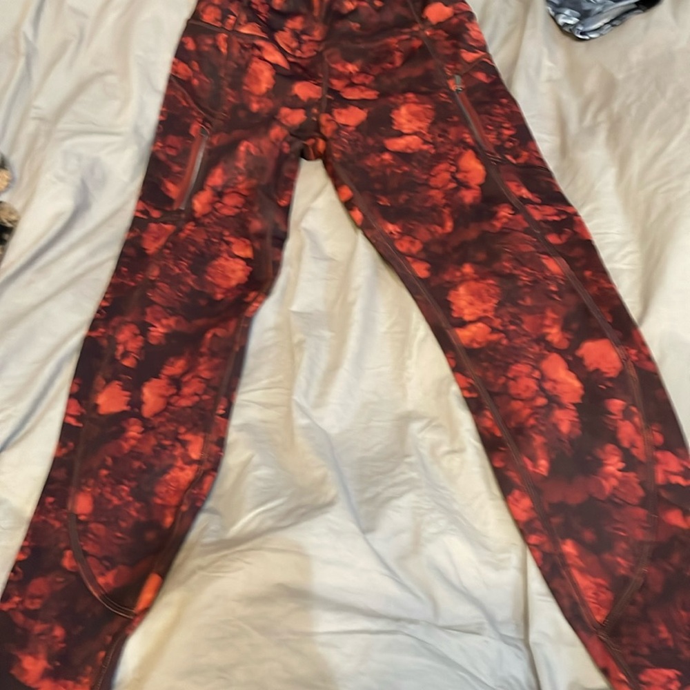 Athleta rainier tights XS red like new